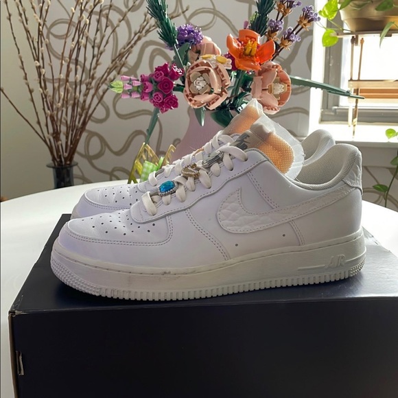 WMNS Nike Air Force 1 Low ‘07 LX ‘Bling’ - Picture 8 of 9
